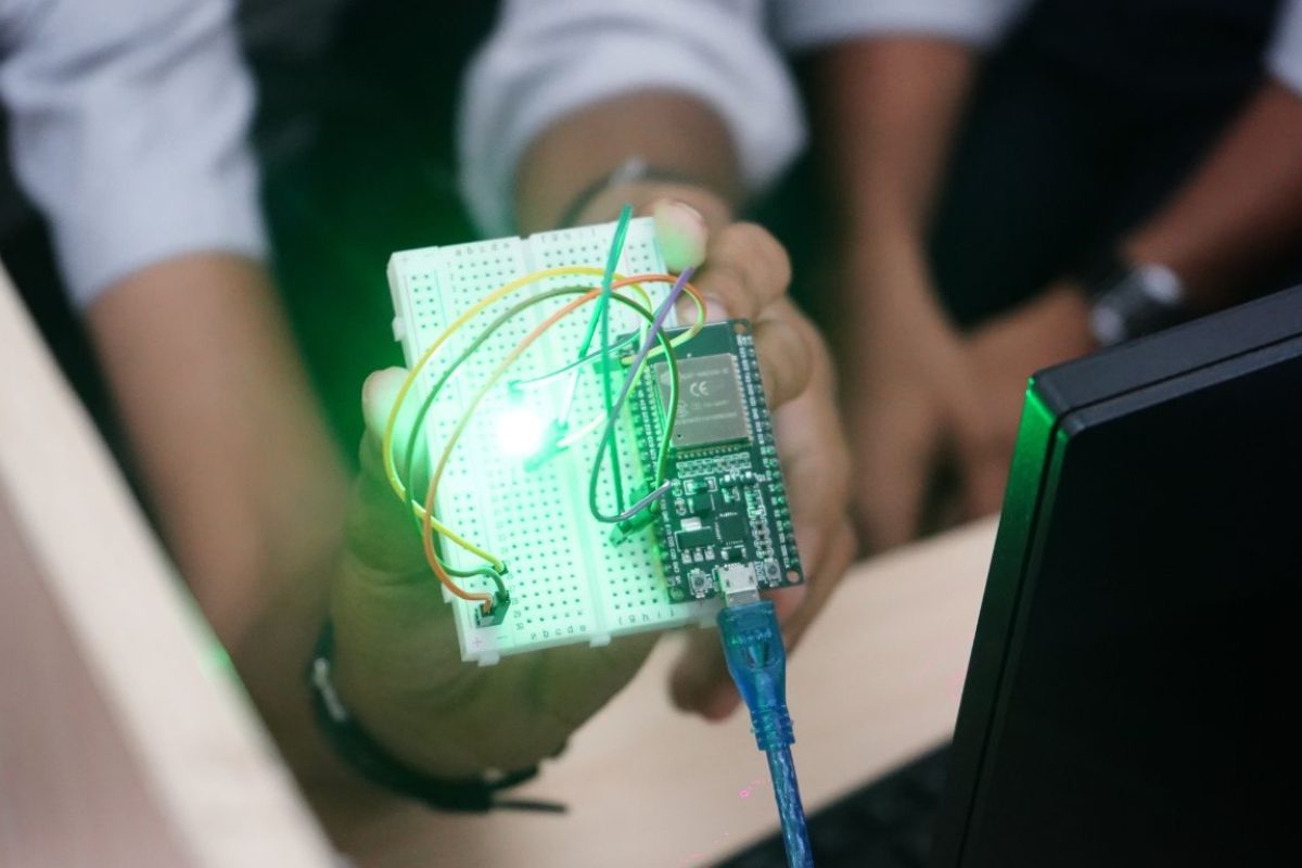 Student project at MicrPython Workshop