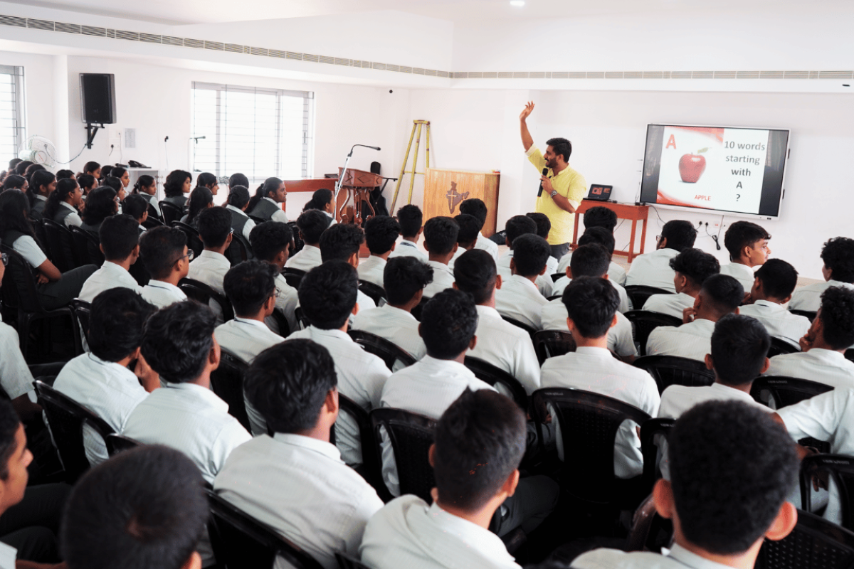 Ajay Basil Varghese organising the Spark phase session of C-Explore program at Viswajyothi Public School for Edwhere Education
