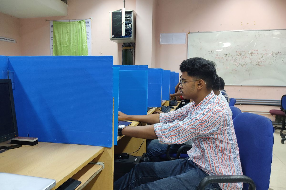 Students at the Lab session of Cyber security course organised by Edwhere Education